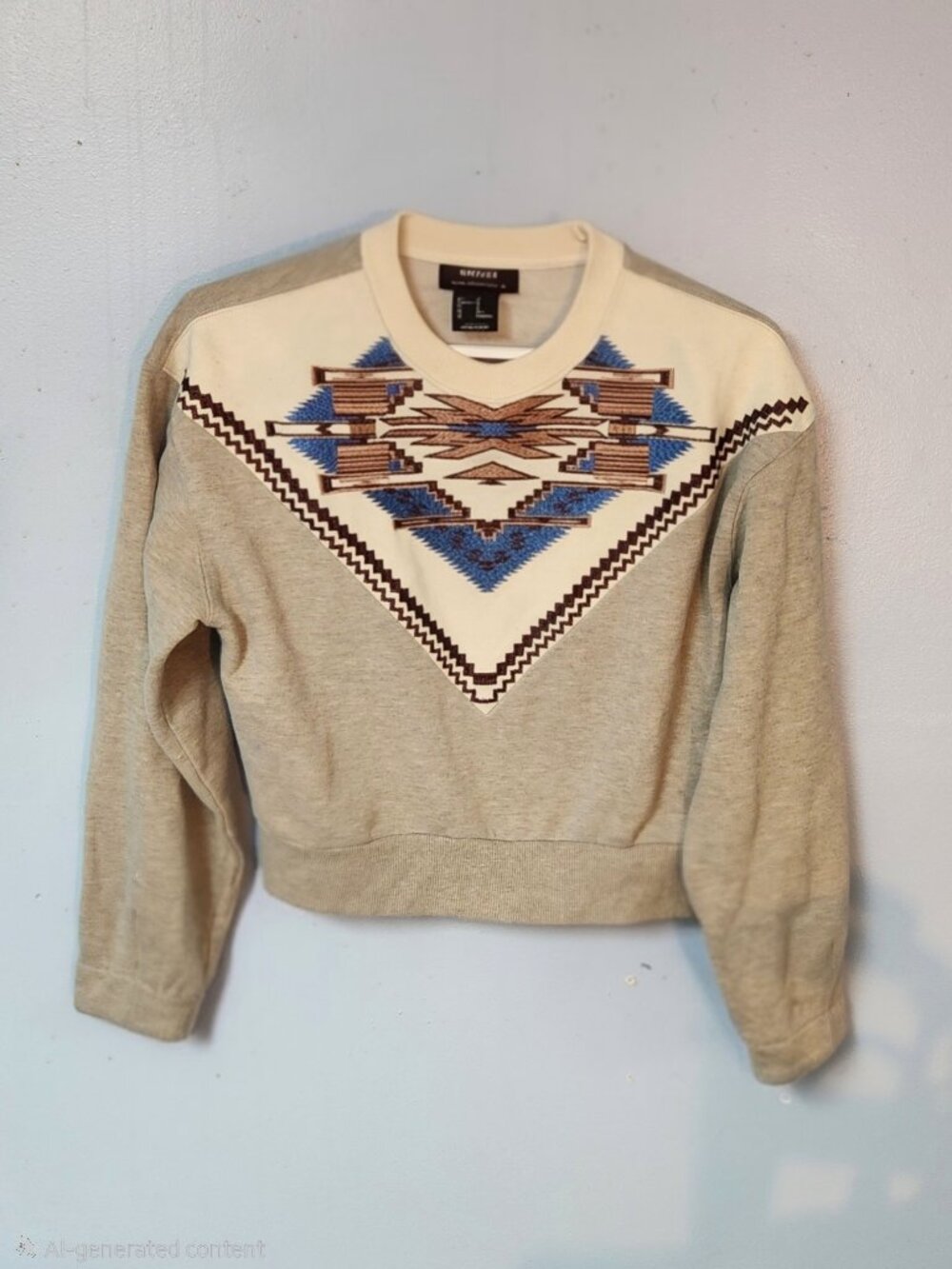 Ariat Crew Sweatshirt Crop Top Embroidered Aztec Print Size Women XS